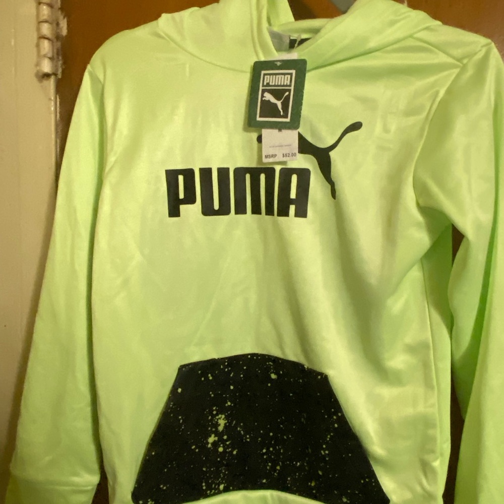 Puma 1 out of 2 piece kids set hoodie only medium new
